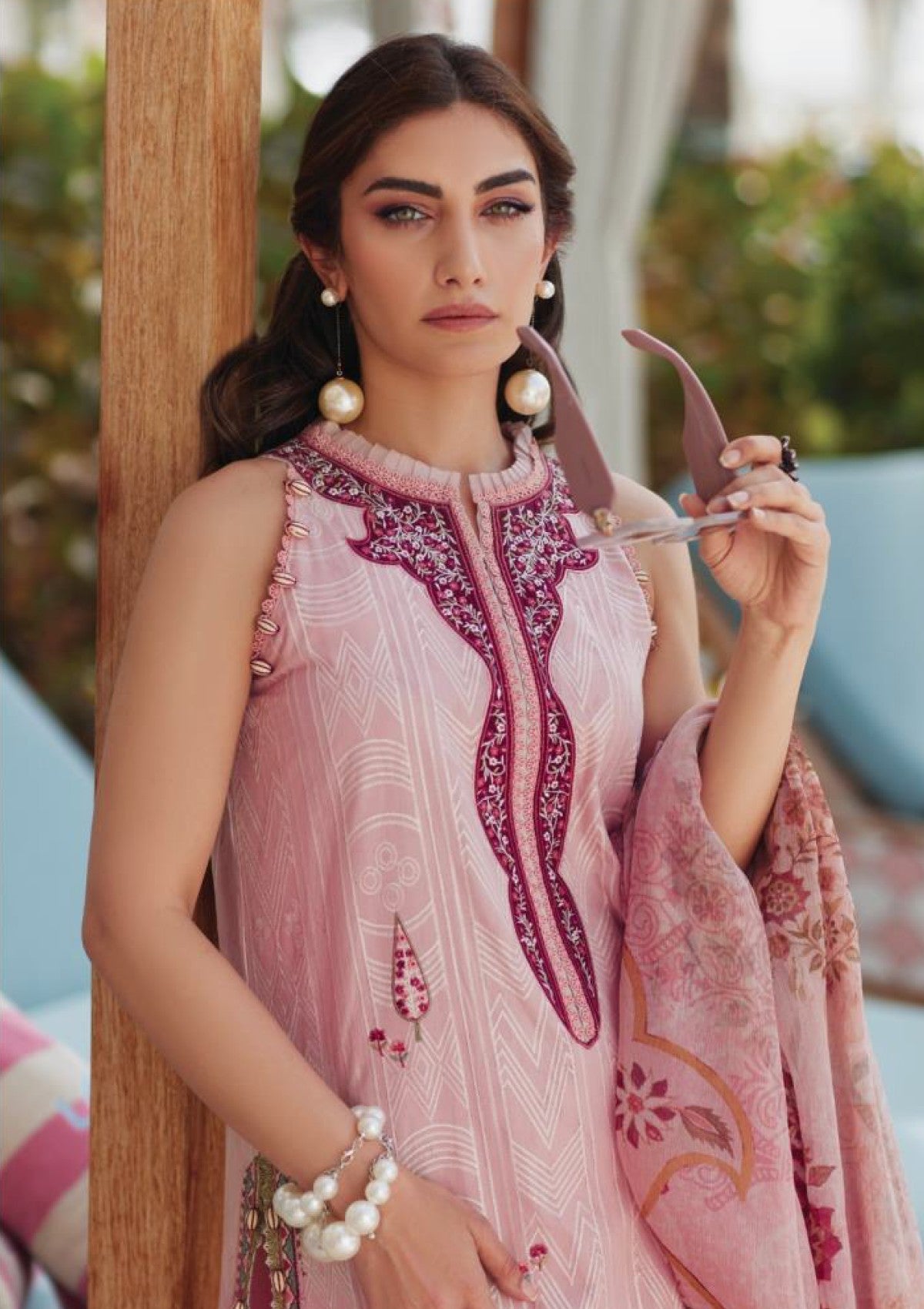 FTA- 03- PRCISCILLA PINK