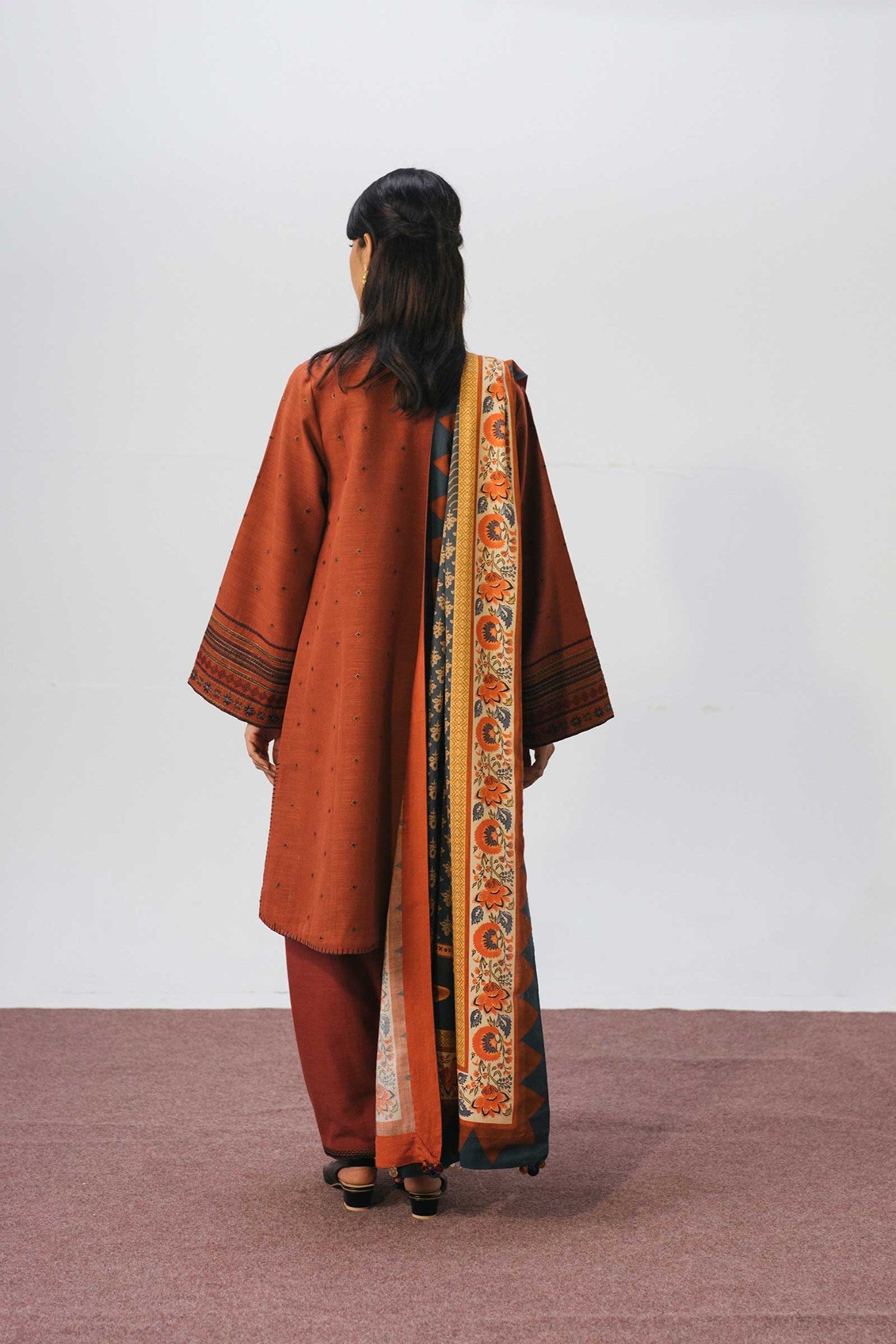 ZW20-4A- Coco by Zara Shahjahan'20 - Heer Rang