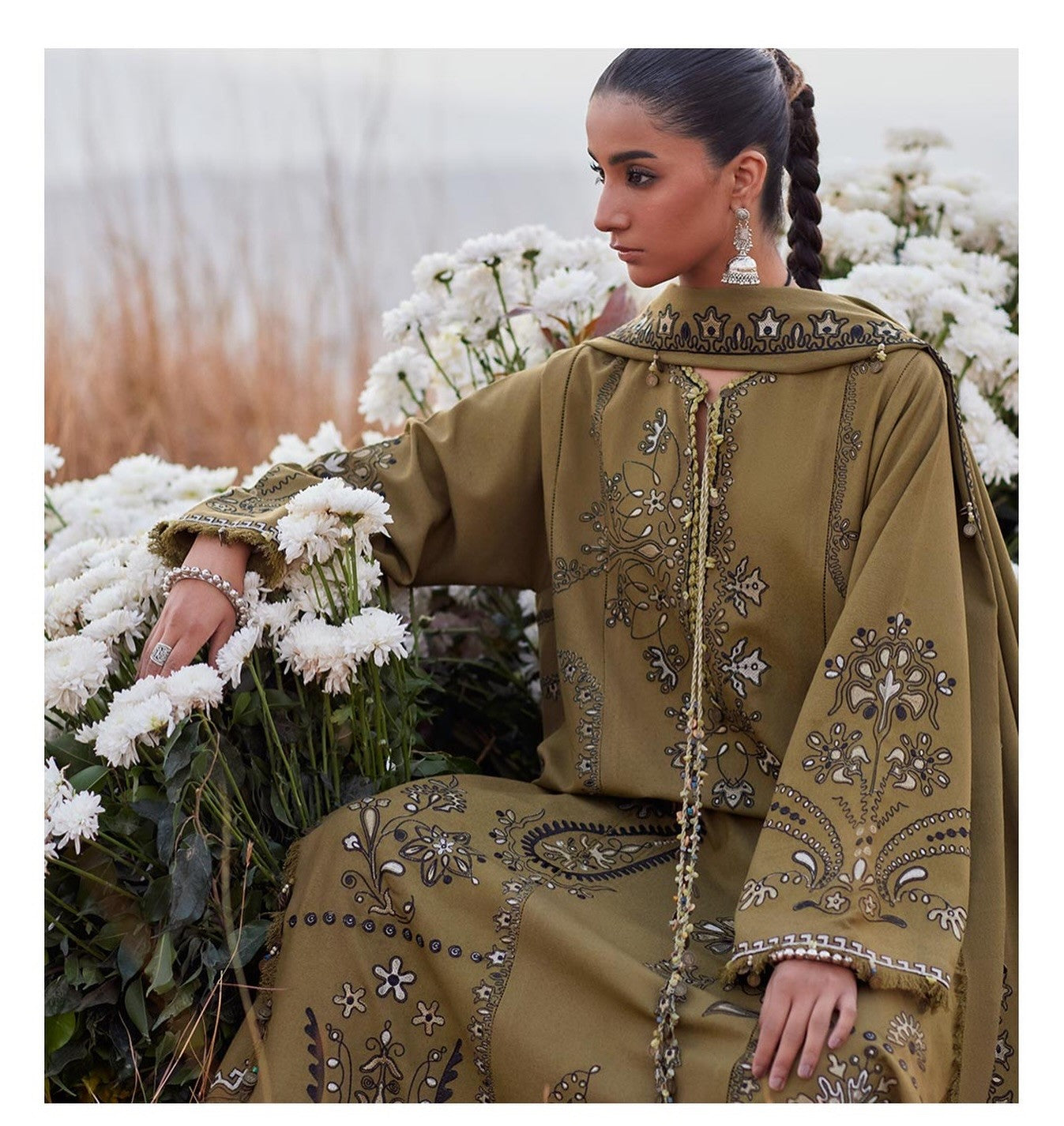 Zaha Winter- Unstitched Edition'25