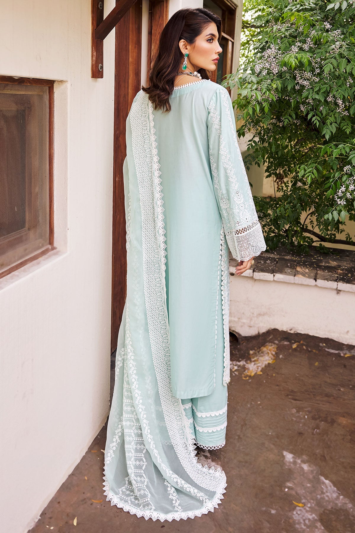 3976-MAHROSH EMBROIDERED LAWN UNSTITCHED