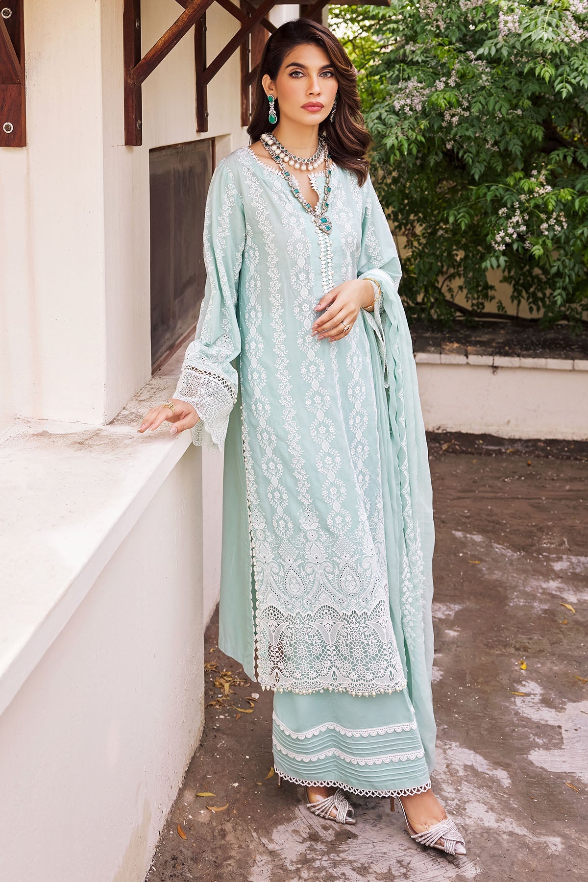 3976-MAHROSH EMBROIDERED LAWN UNSTITCHED