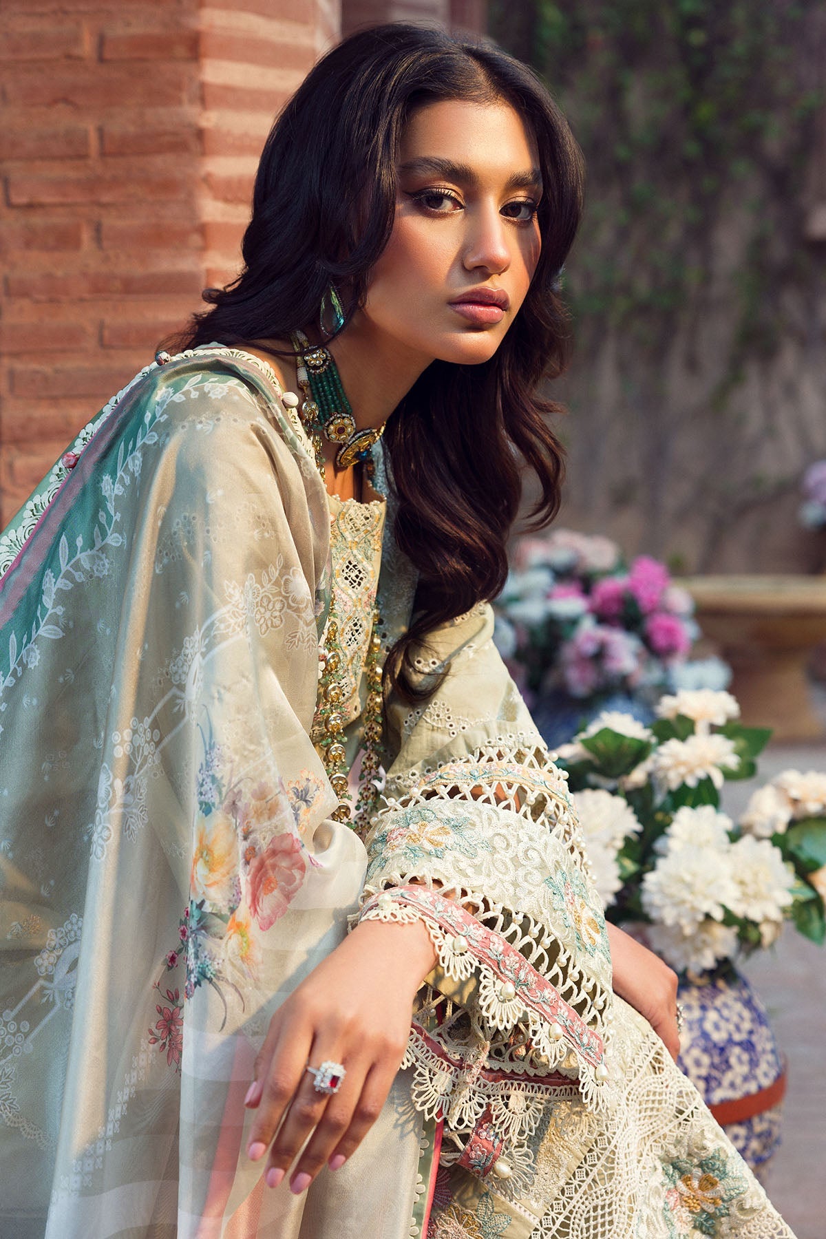 4427-ZAIB EMBROIDERED LAWN UNSTITCHED