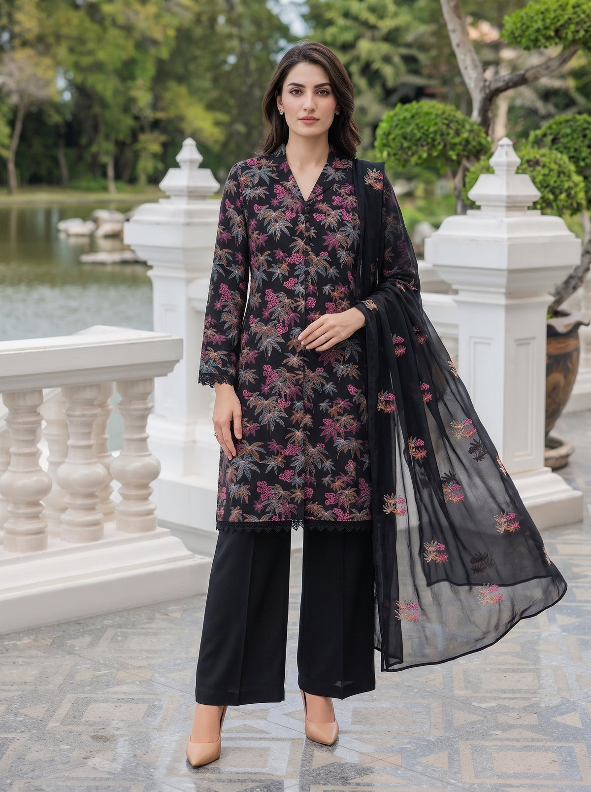 Palm Leaves Black Karandi